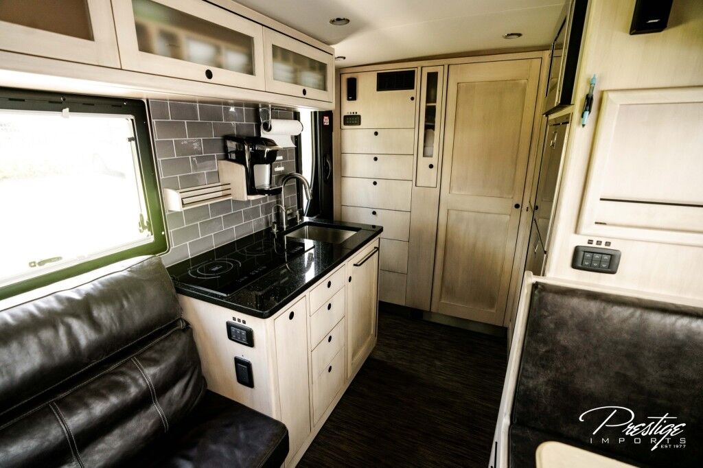2019 EarthRoamer XV-LTS LARIAT North Miami Beach FL