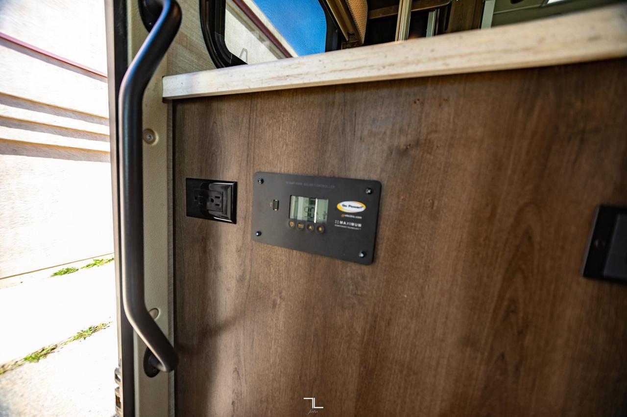 2019 Entegra Coach Emblem 36U Class A Motorhome Red Deer AB