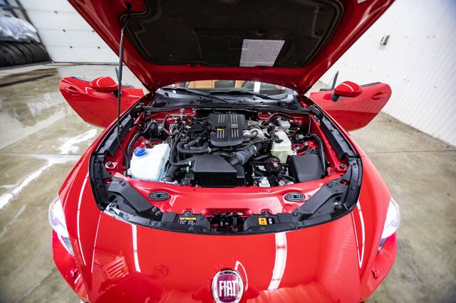 2019 FIAT 124 Spider Lusso Manual Leather Nav BCam Red Deer AB