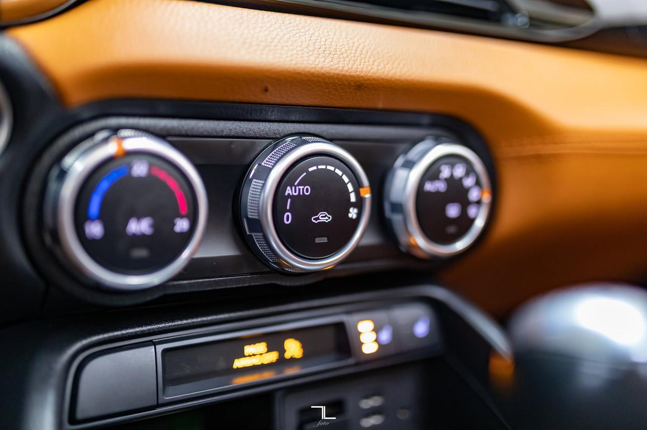 2019 FIAT 124 Spider Lusso Manual Leather Nav BCam Red Deer AB