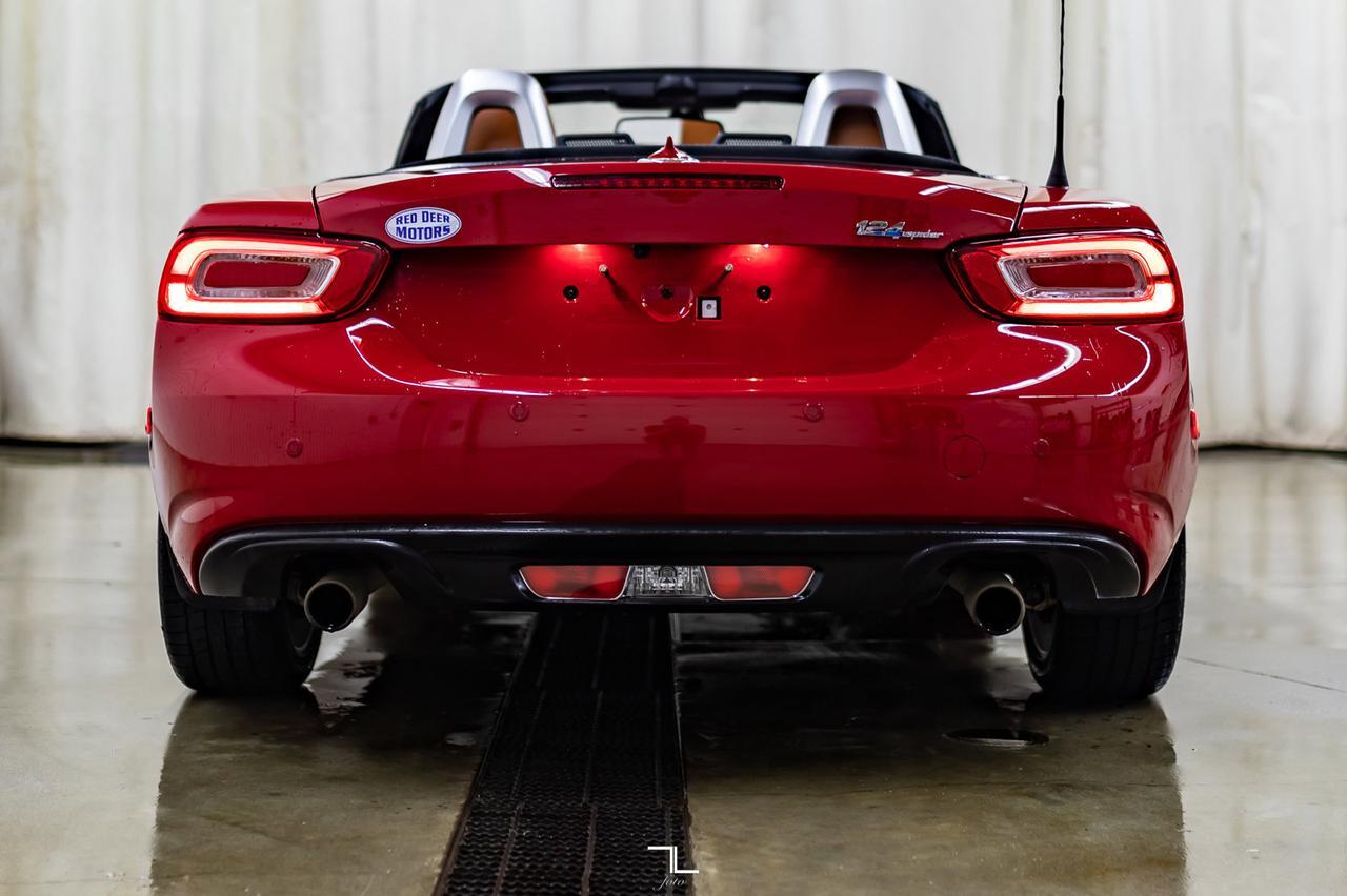 2019 FIAT 124 Spider Lusso Manual Leather Nav BCam Red Deer AB