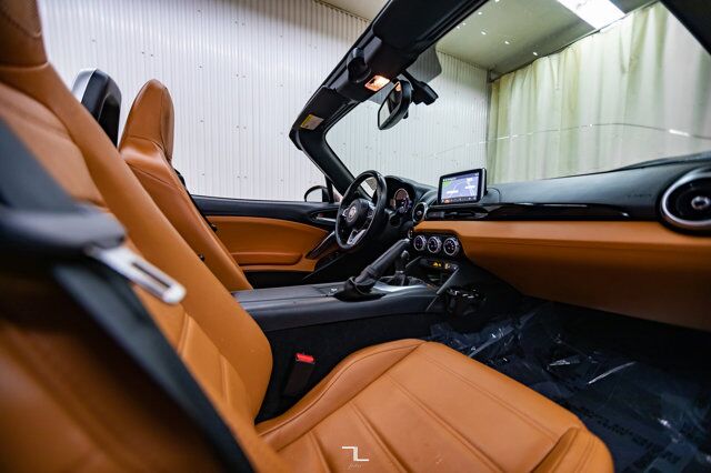 2019 FIAT 124 Spider Lusso Manual Leather Nav BCam Red Deer AB