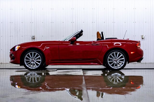 2019 FIAT 124 Spider Lusso Manual Leather Nav BCam Red Deer AB