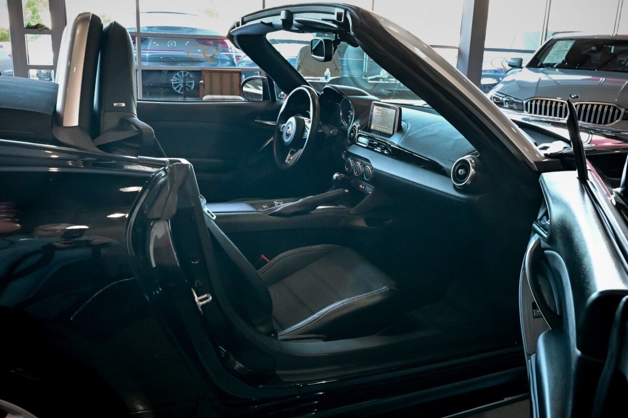 2019 FIAT 124 Spider Lusso, Navigation, Blind Spot, Visiblity Group Springfield NJ