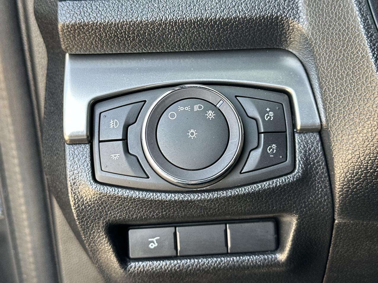 2019 FORD Explorer XLT Dallas TX