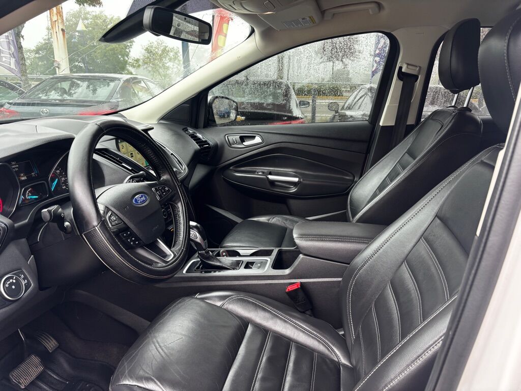 2019 FORD ESCAPE TITANIUM Des Moines WA