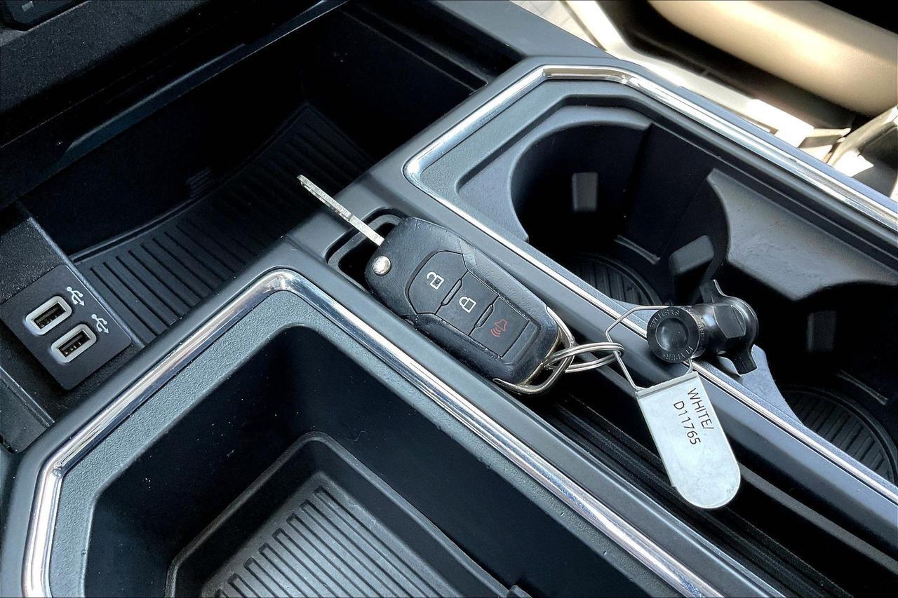 2019 FORD F150 SUPERCREW WHITE at G Motors