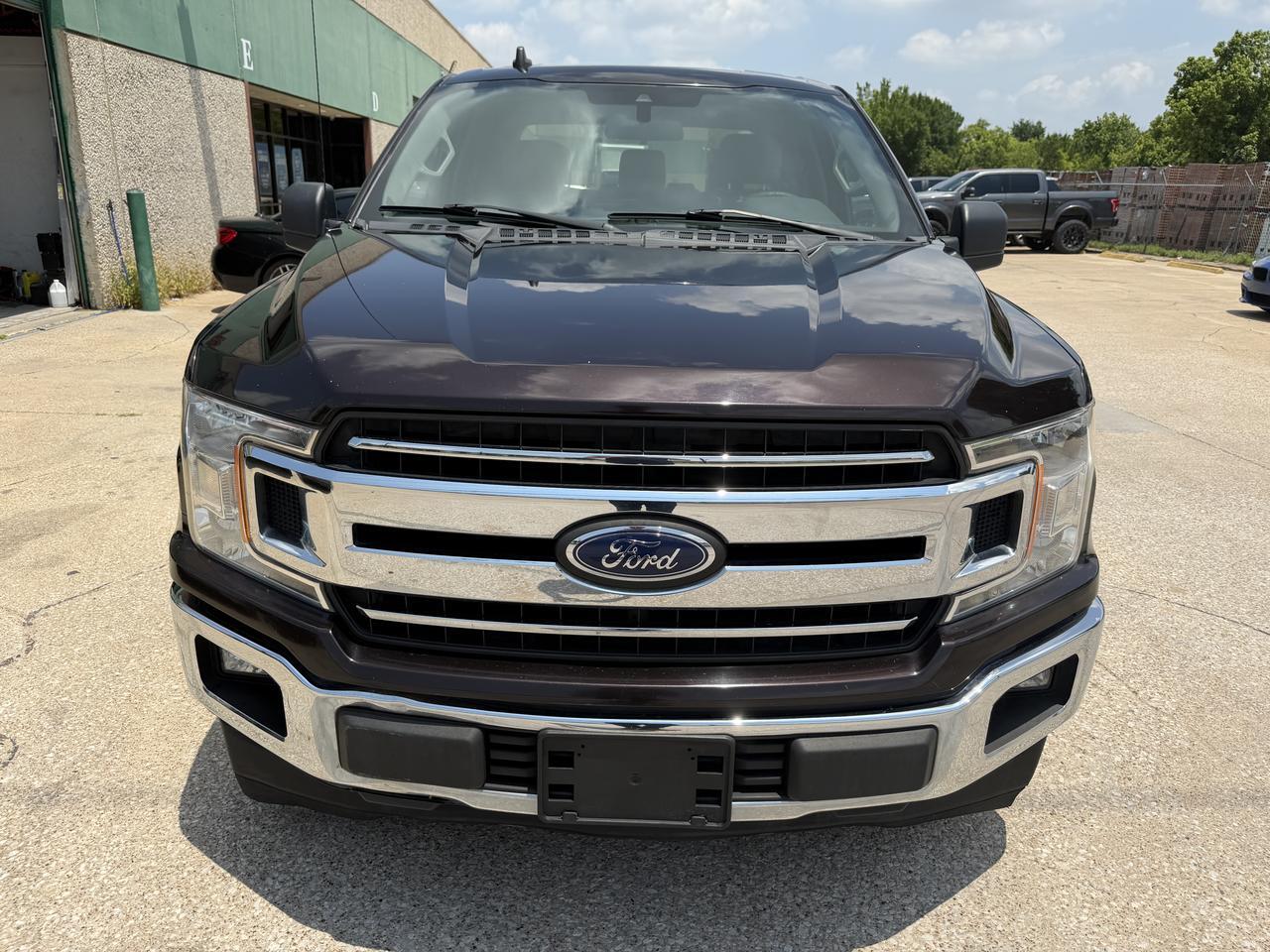 2019 FORD F150 XLT 5.0 L Dallas TX