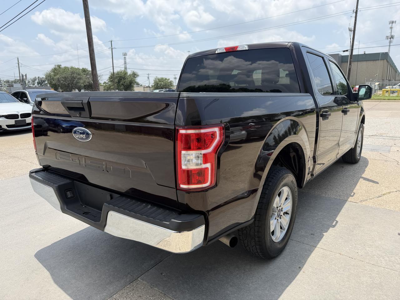 2019 FORD F150 XLT 5.0 L Dallas TX