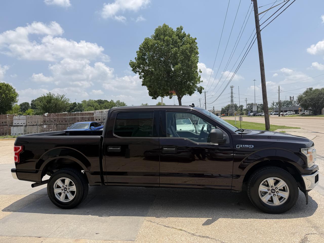 2019 FORD F150 XLT 5.0 L Dallas TX