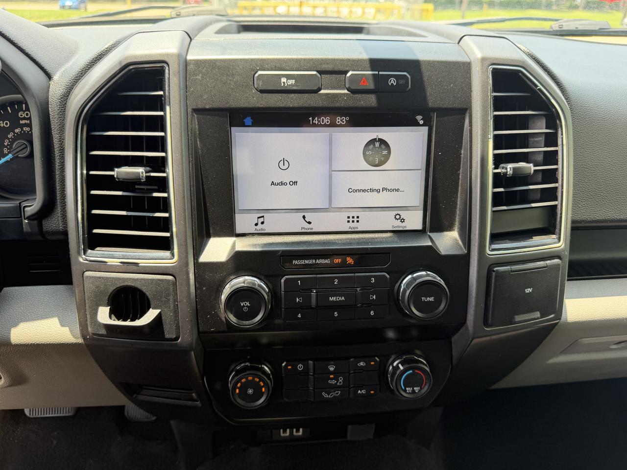 2019 FORD F150 XLT 5.0 L Dallas TX