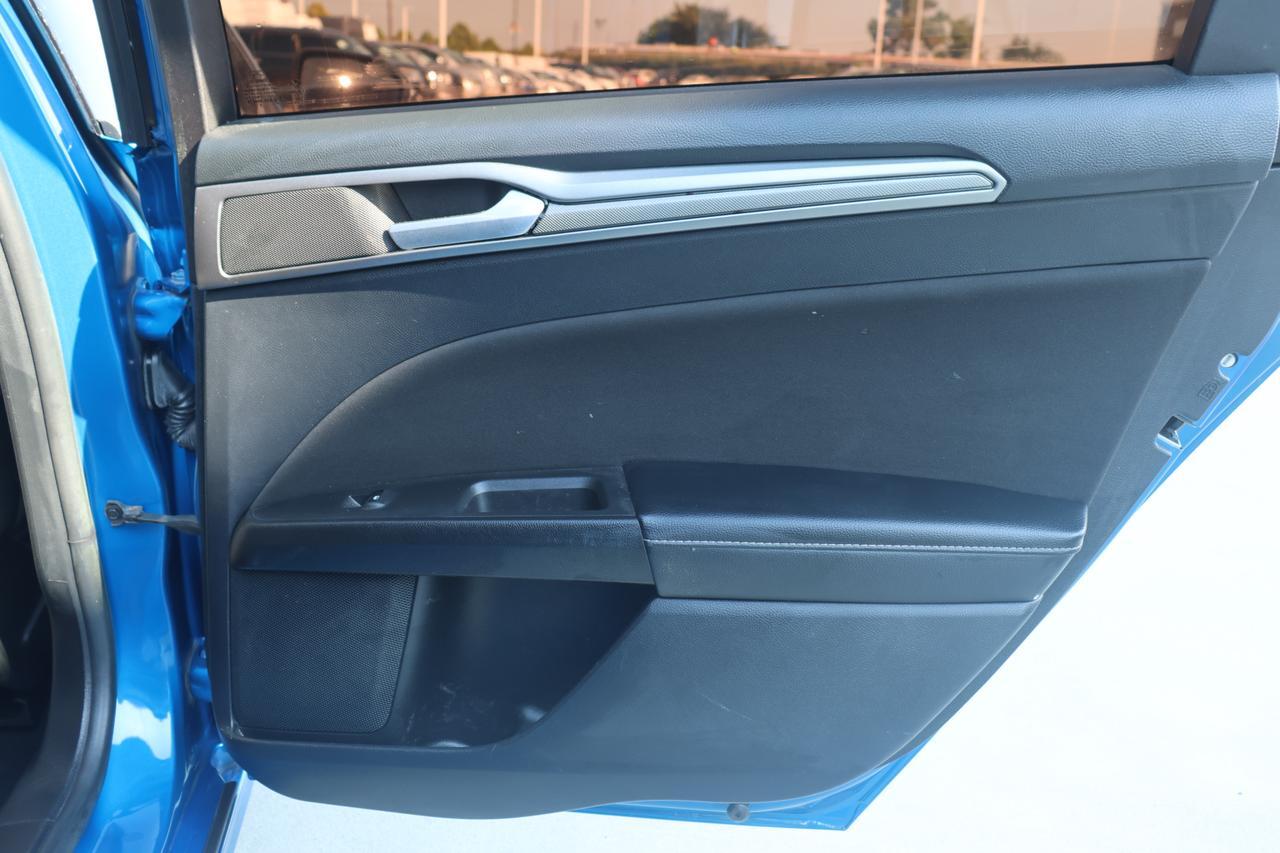 2019 FORD FUSION SE Houston TX