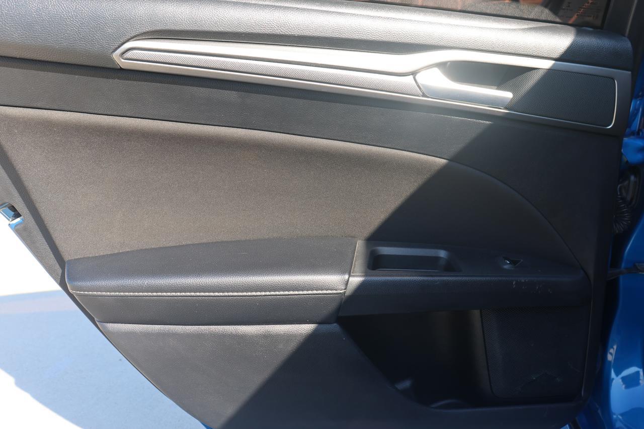 2019 FORD FUSION SE Houston TX