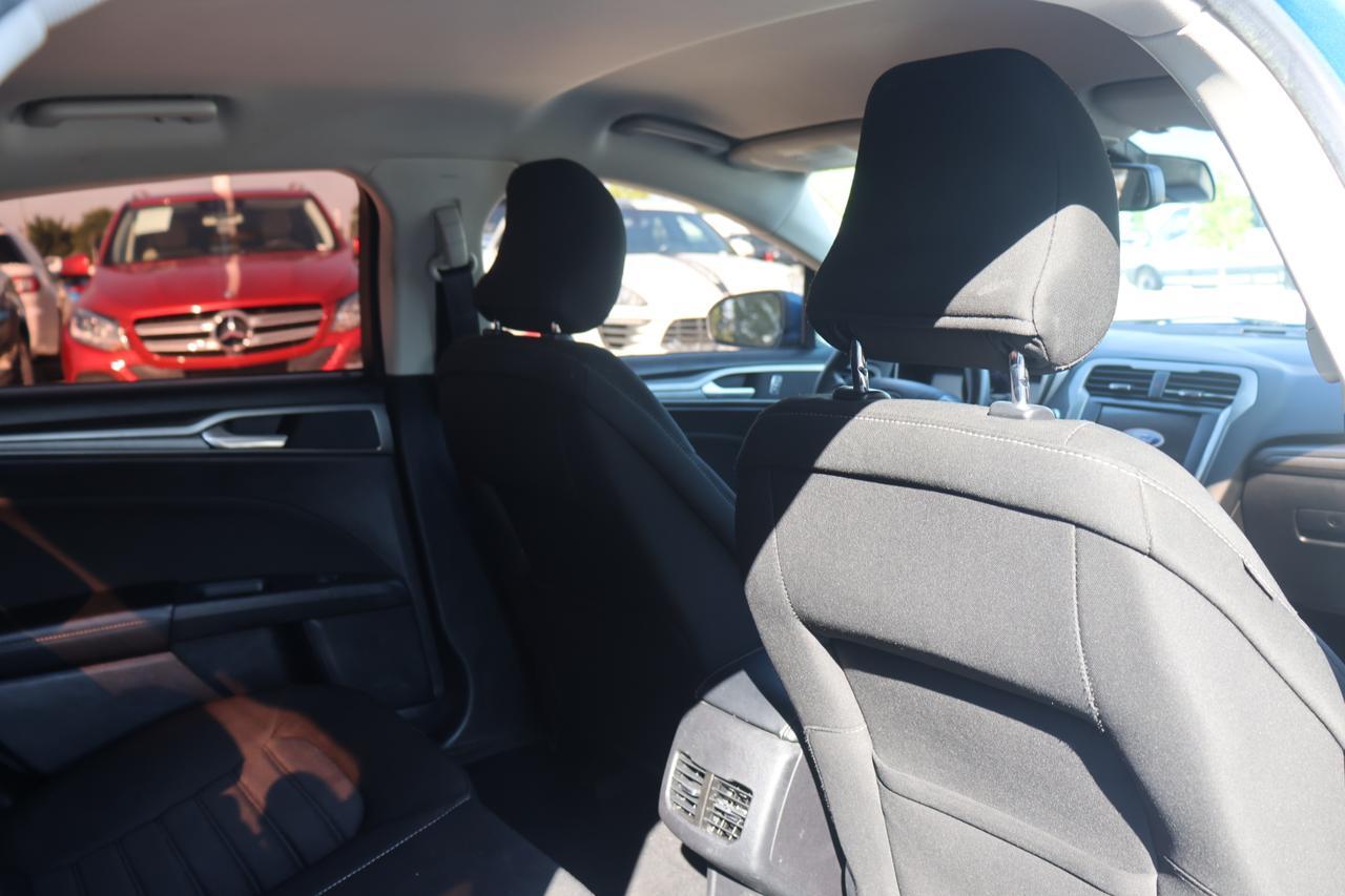 2019 FORD FUSION SE Houston TX