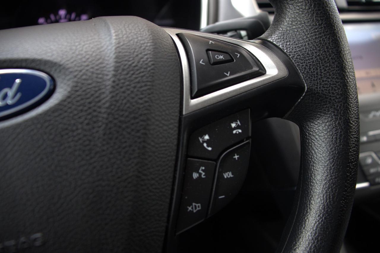 2019 FORD FUSION SE Houston TX