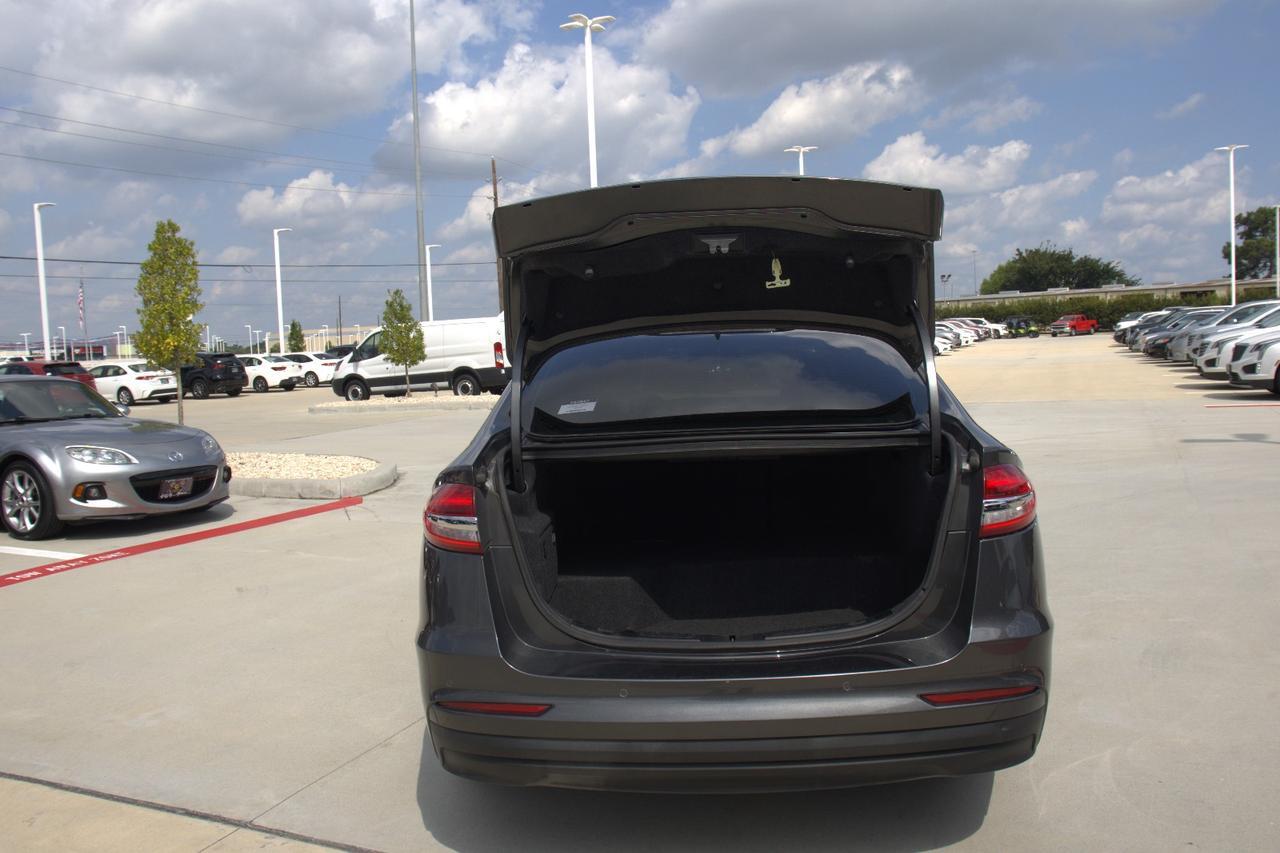 2019 FORD FUSION SE Houston TX