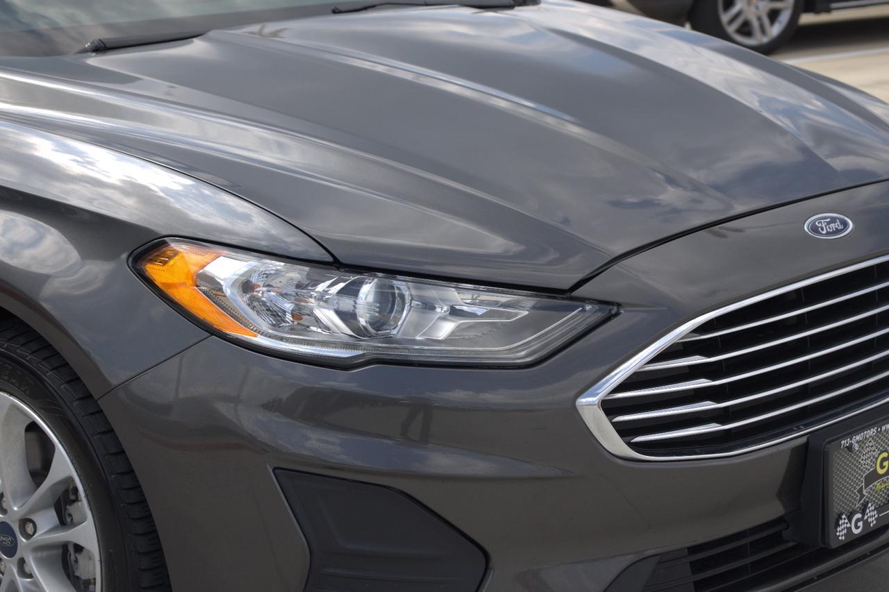 2019 FORD FUSION SE Houston TX