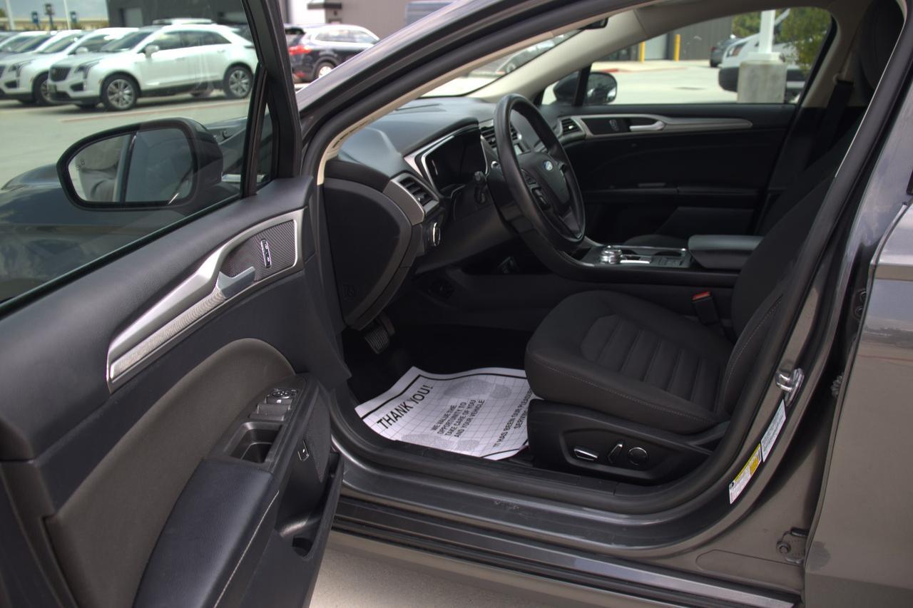 2019 FORD FUSION SE Houston TX
