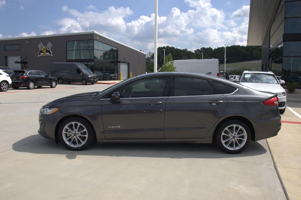 2019 FORD FUSION SE Houston TX