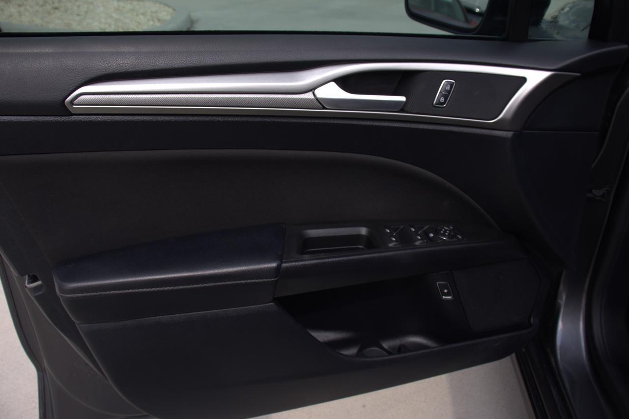 2019 FORD FUSION SE Houston TX
