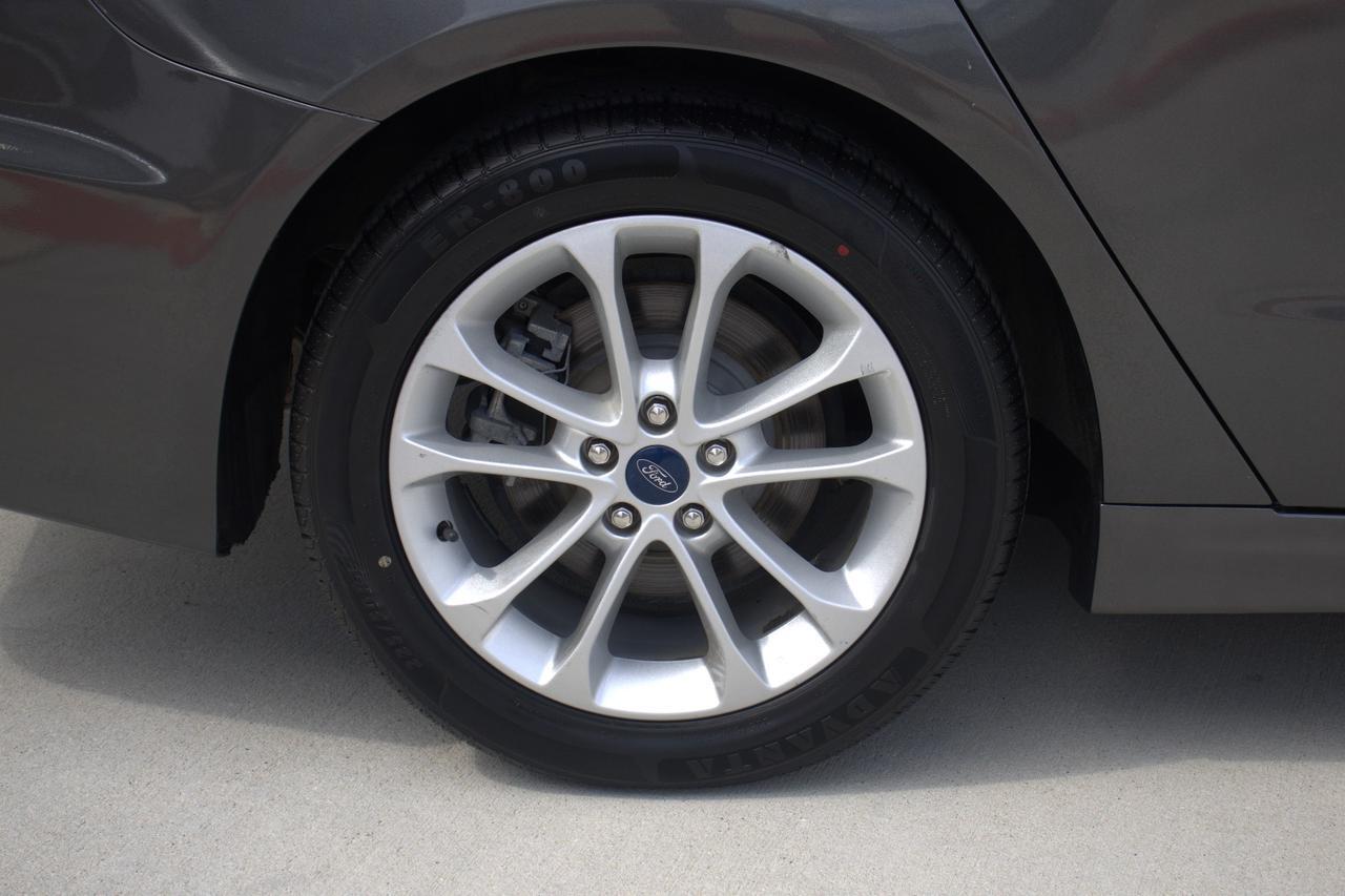 2019 FORD FUSION SE Houston TX