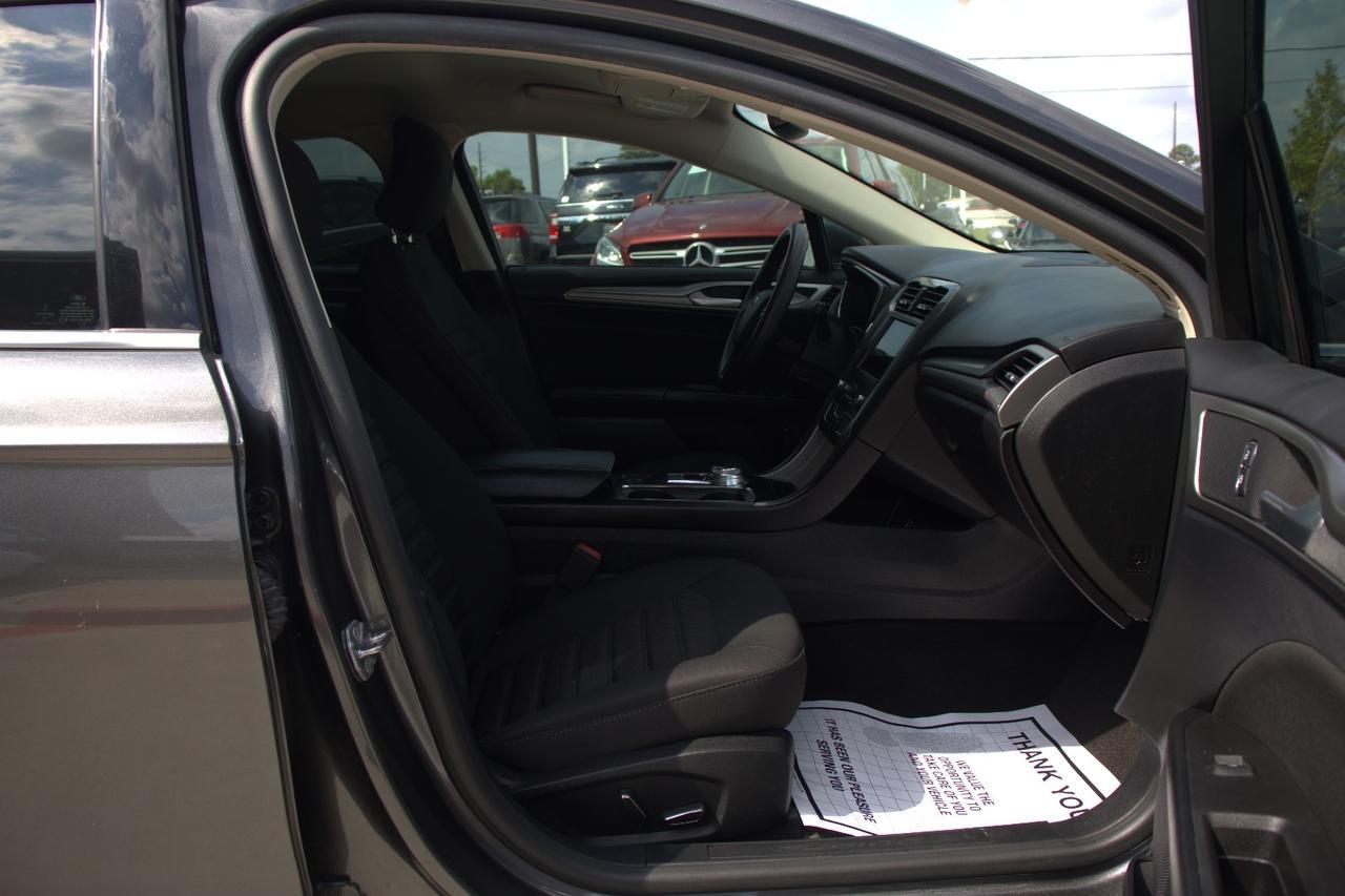 2019 FORD FUSION SE Houston TX