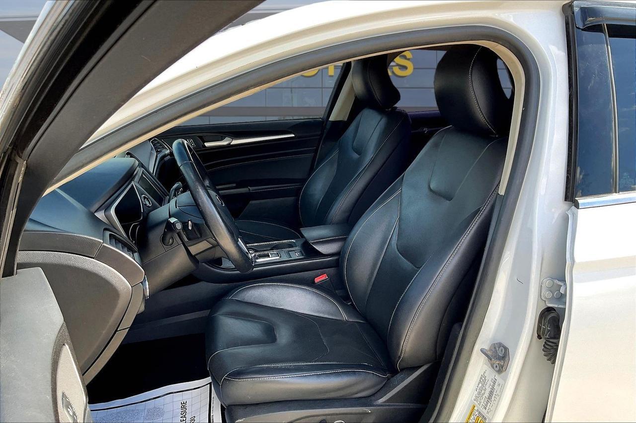2019 FORD FUSION TITANIUM Houston TX
