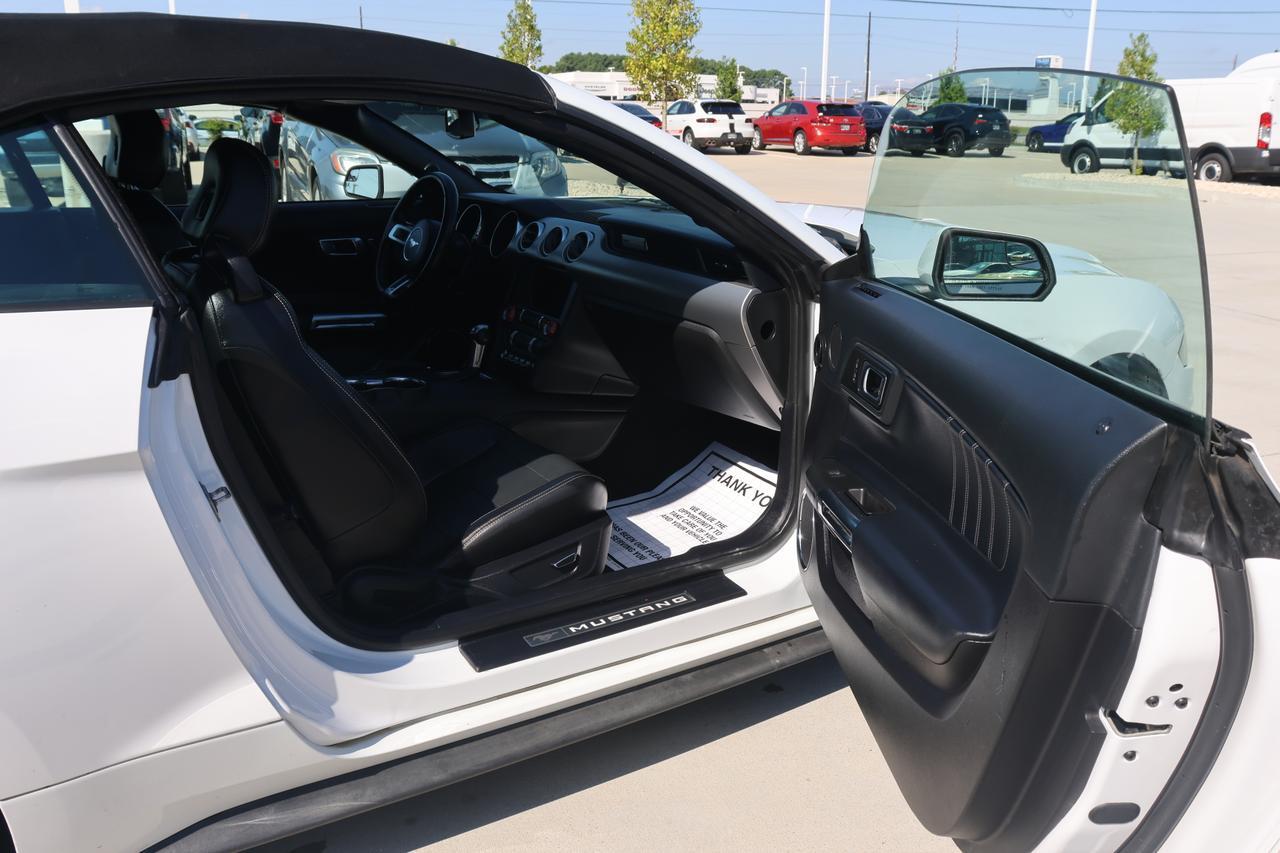 2019 FORD MUSTANG Houston TX