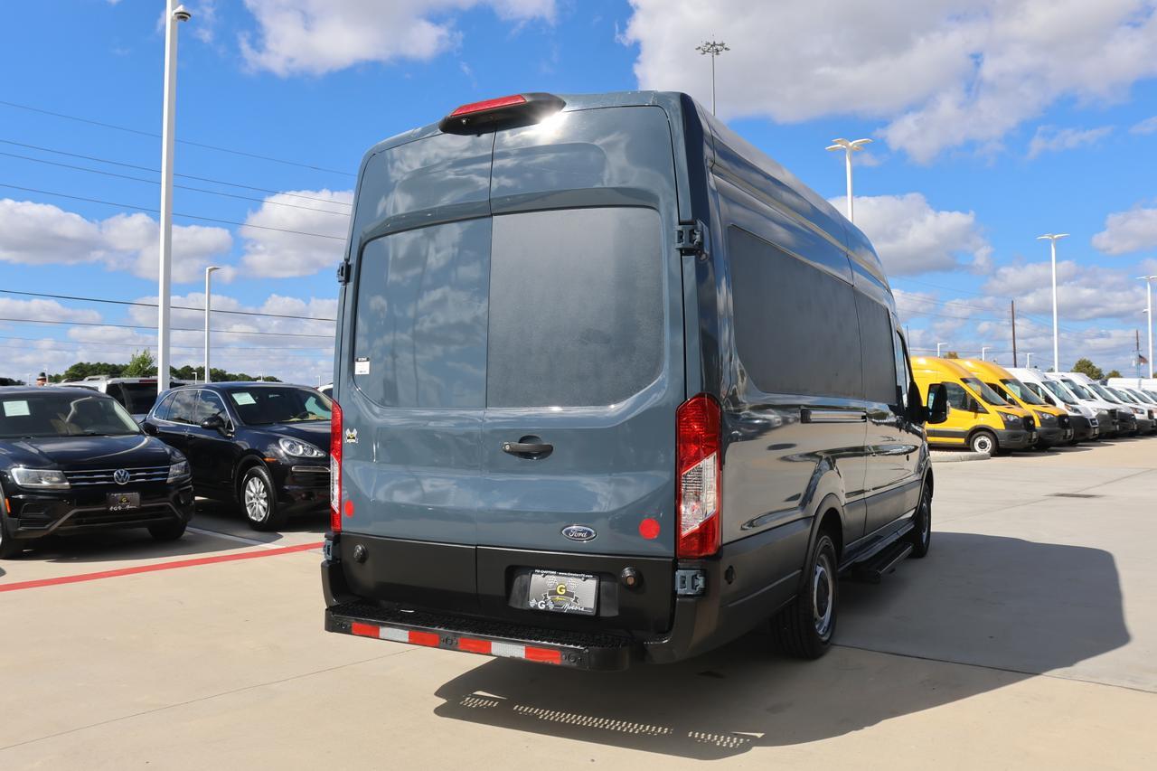 2019 Ford Transit photo 3