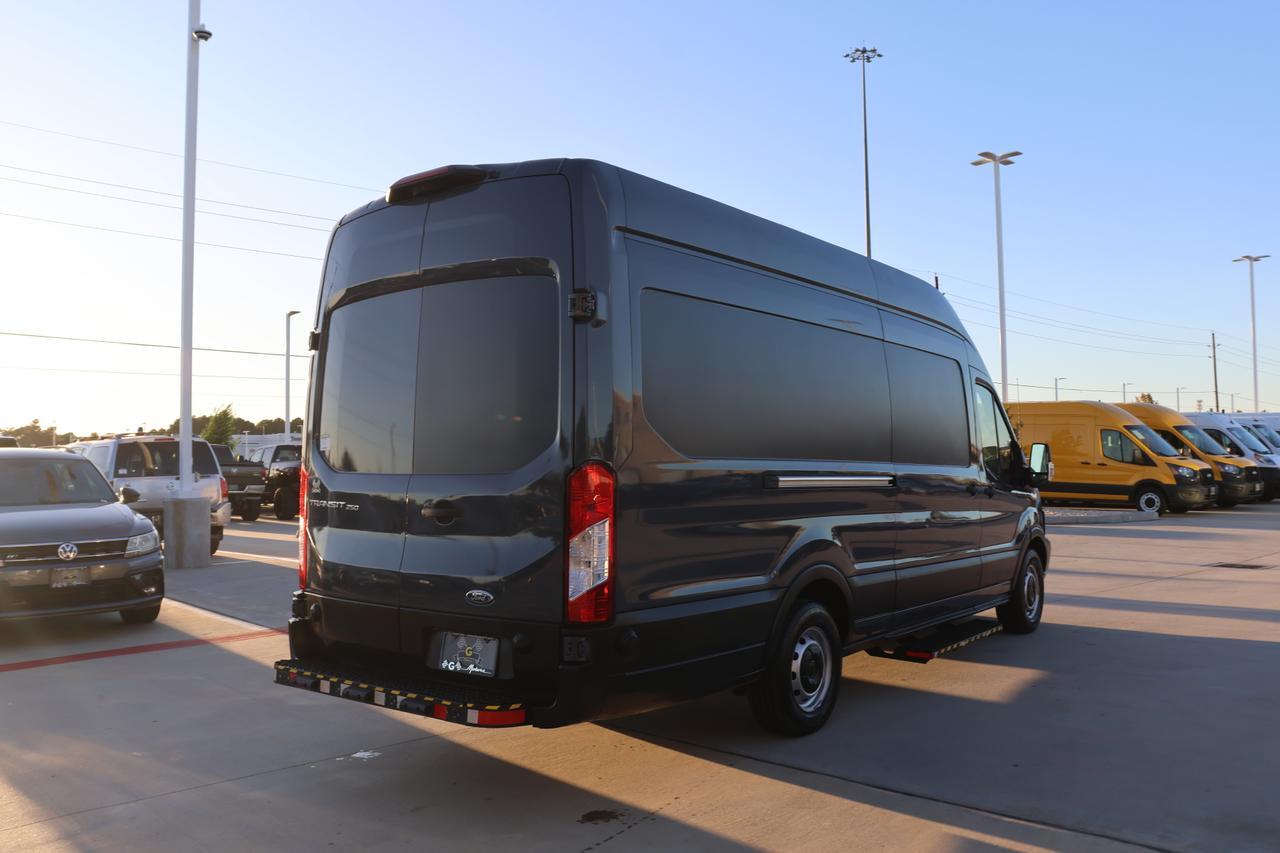 2019 Ford Transit photo 3