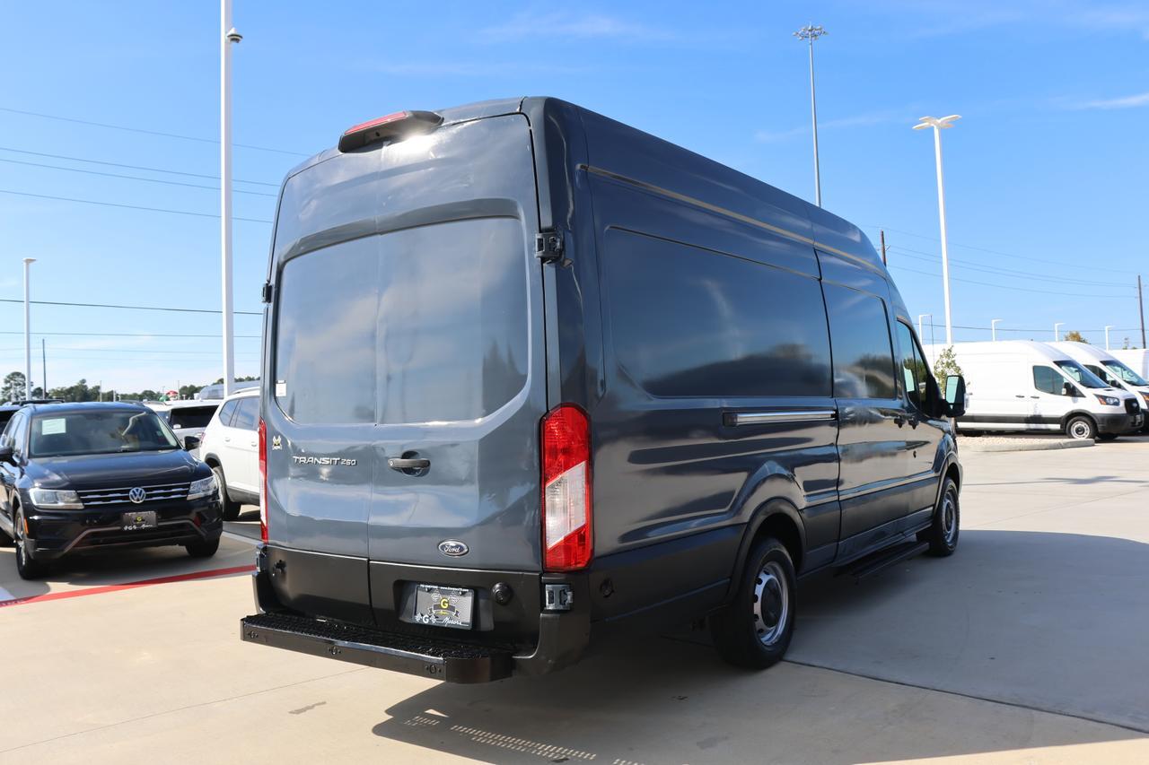 2019 FORD TRANSIT T-250 Houston TX