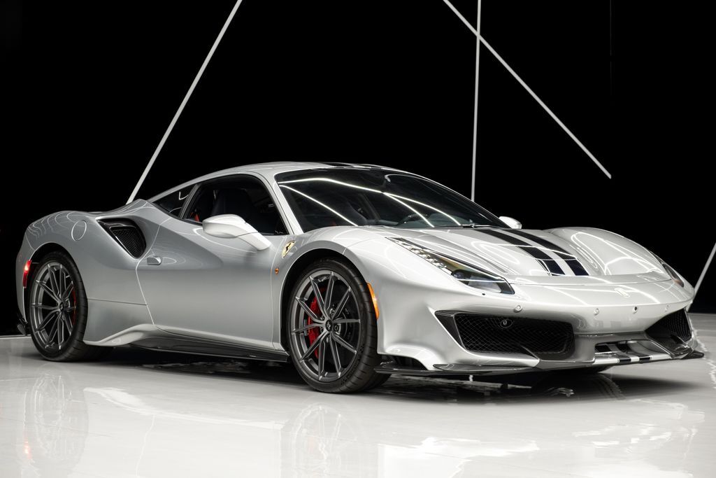 2019 Ferrari 488 Pista Base