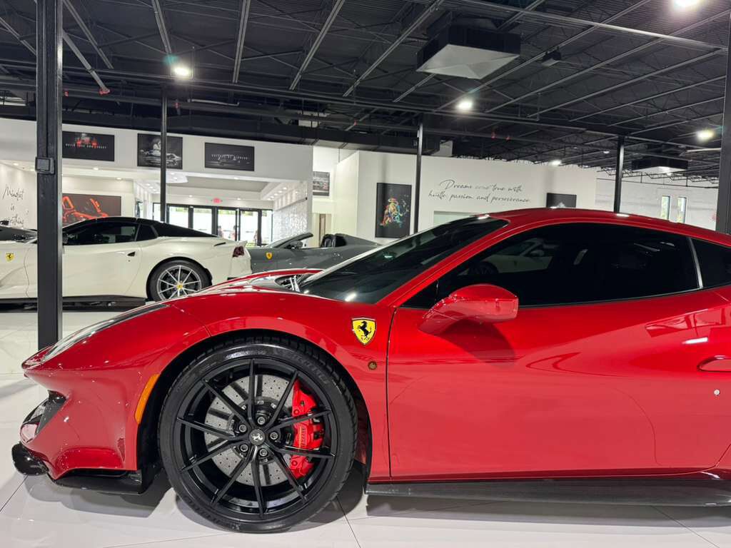 2019 Ferrari 488 Pista Rosso Fuoco paint, Livrea Bianco Avus/Blu Scozia, JBL audio, front lifter, carbon galore AND MORE!!! Fort Lauderdale FL
