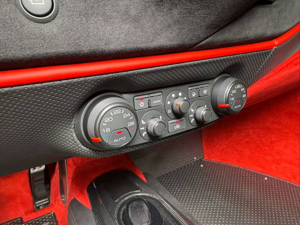 2019 Ferrari 488 Pista Rosso Fuoco paint, Livrea Bianco Avus/Blu Scozia, JBL audio, front lifter, carbon galore AND MORE!!! Fort Lauderdale FL