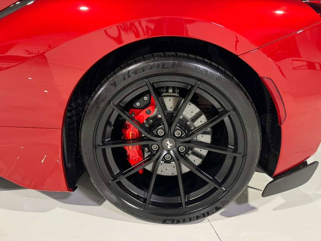 2019 Ferrari 488 Pista Rosso Fuoco paint, Livrea Bianco Avus/Blu Scozia, JBL audio, front lifter, carbon galore AND MORE!!! Fort Lauderdale FL