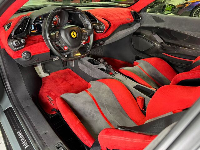 2019 Ferrari 488 Pista WARRANTY TILL 06/26/26! Extra-Range paint, extra-range interior, carbon galore AND MUCH MORE! Fort Lauderdale FL