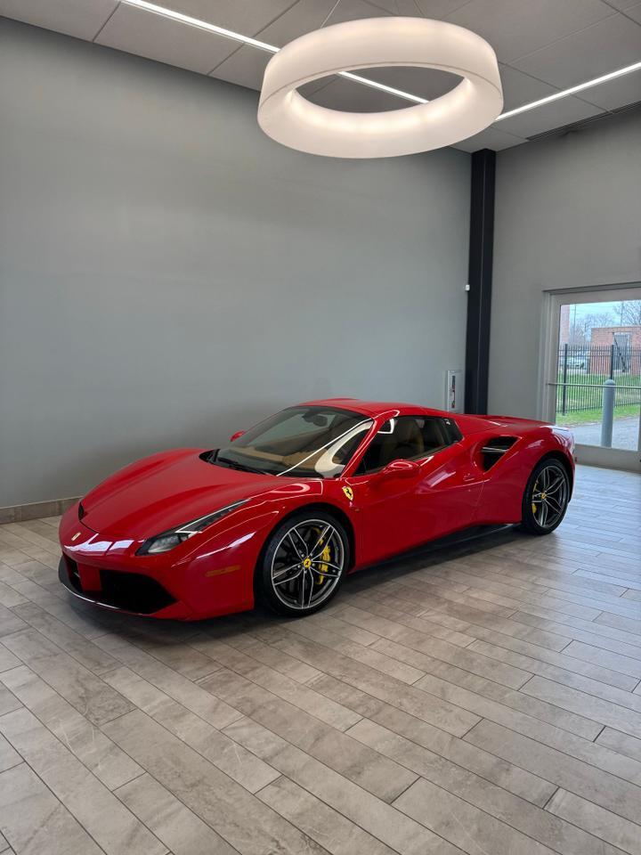 2019 Ferrari 488 Spider Base