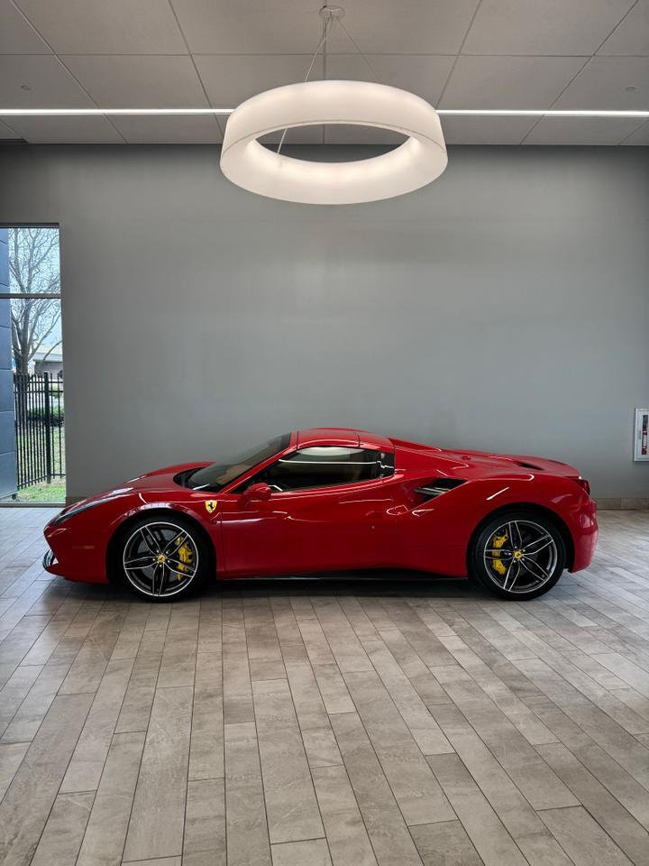 2019 Ferrari 488 Spider Base