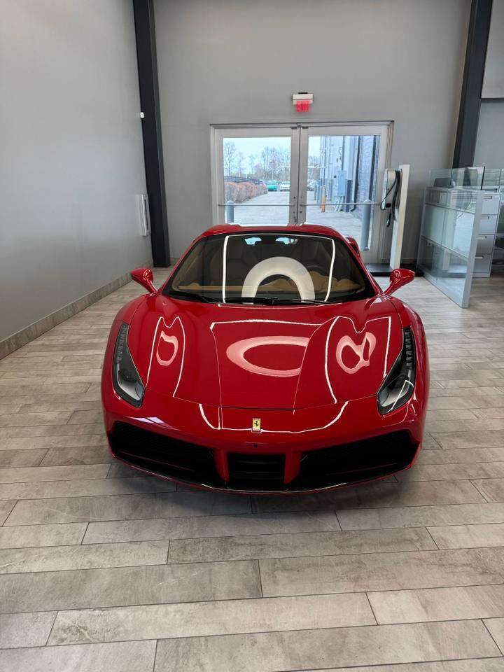 2019 Ferrari 488 Spider Base