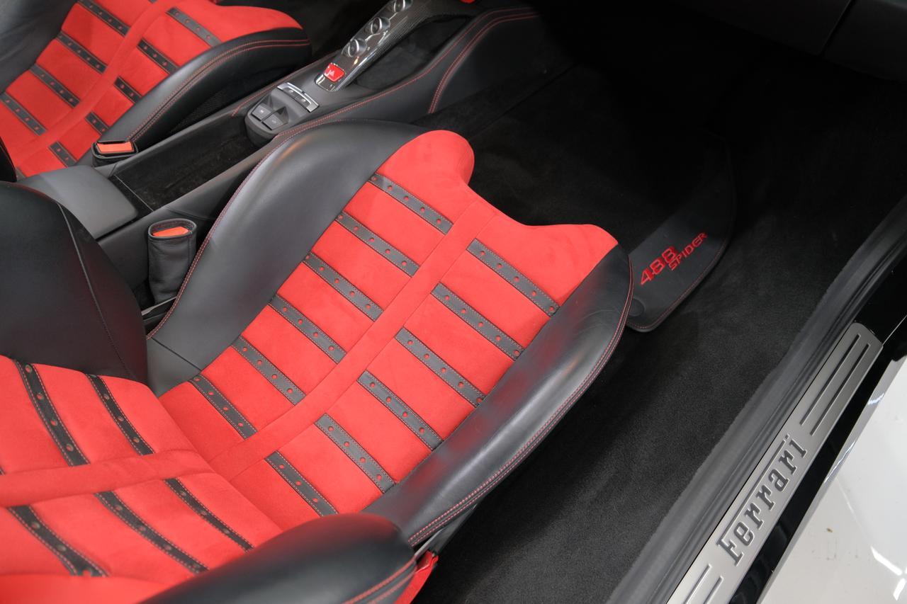 2019 Ferrari 488 Spider Base Miami FL