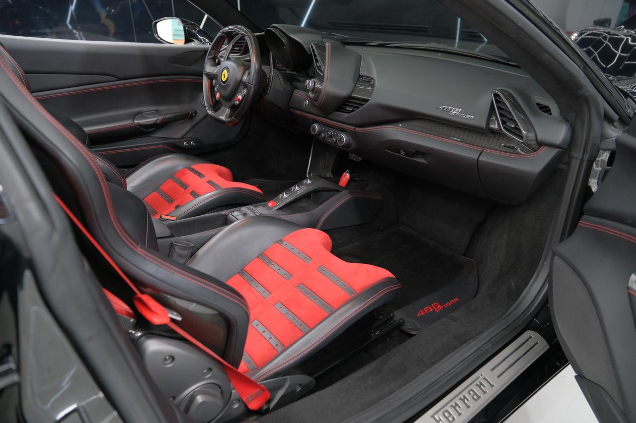 2019 Ferrari 488 Spider Base Miami FL