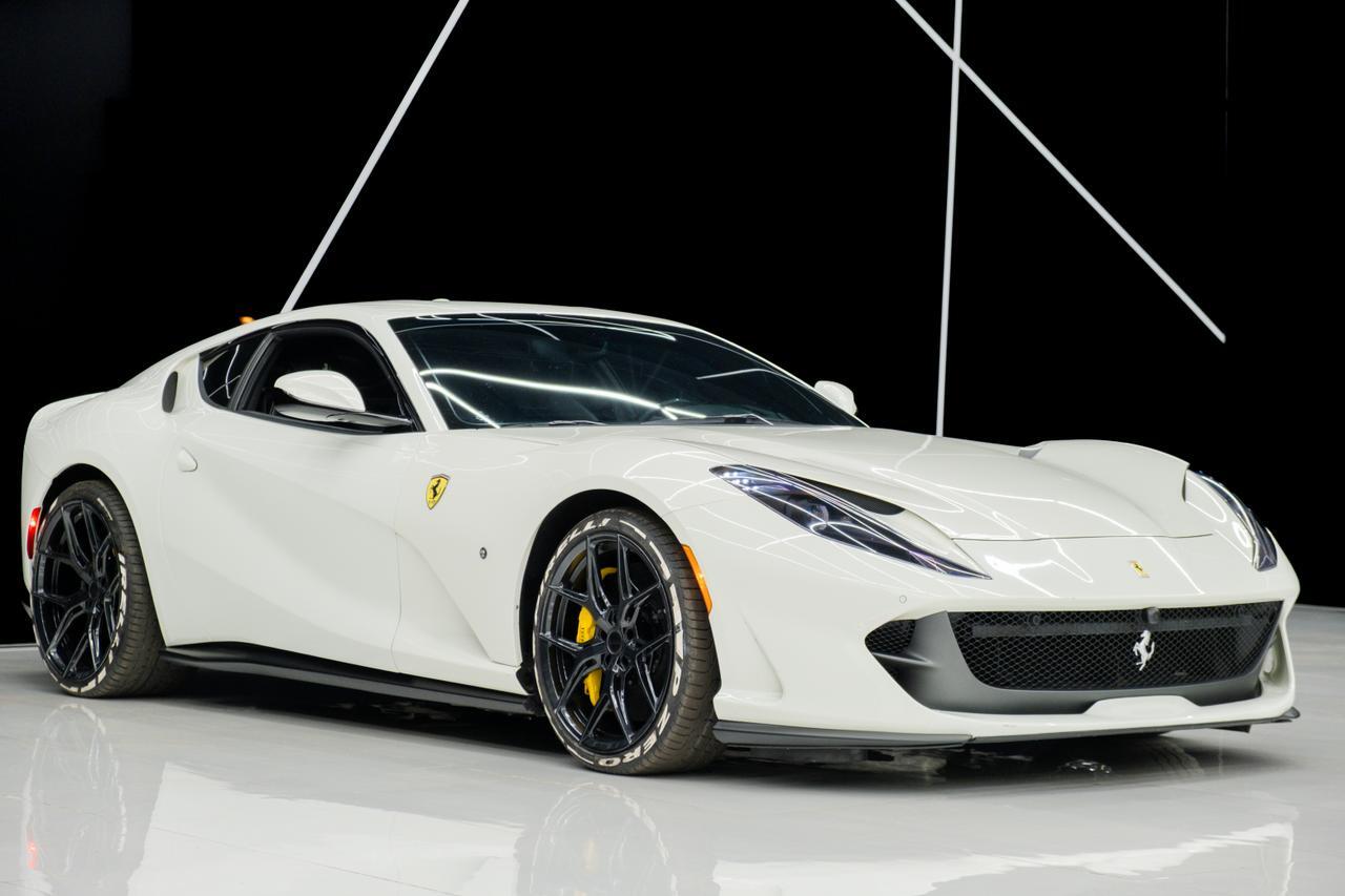 2019 Ferrari 812 Superfast