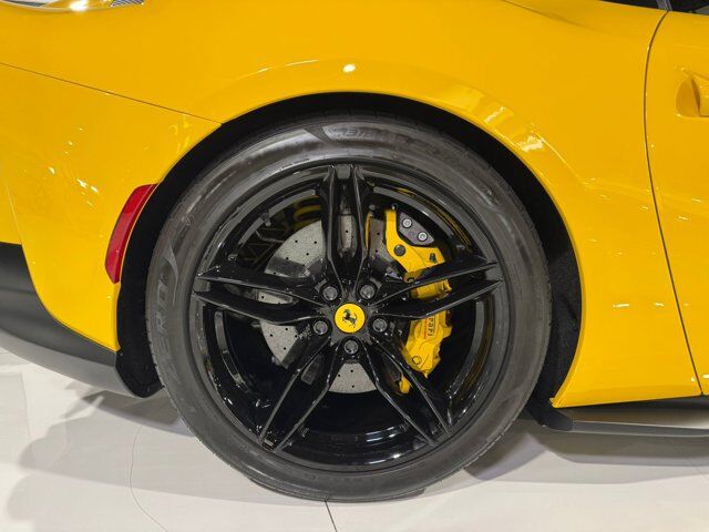 2019 Ferrari 812 Superfast Giallo Modena paint, Beige Tradizione interior, front lifter, Daytona seats, carbon galore AND MORE! Fort Lauderdale FL