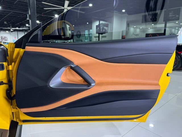2019 Ferrari 812 Superfast Giallo Modena paint, Beige Tradizione interior, front lifter, Daytona seats, carbon galore AND MORE! Fort Lauderdale FL