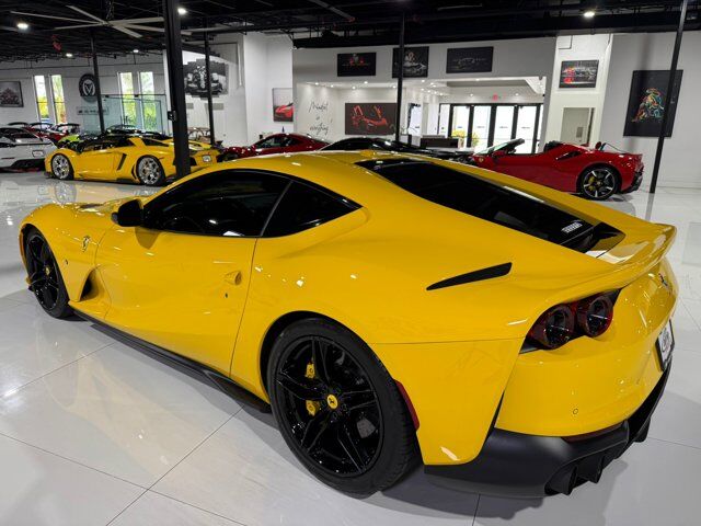 2019 Ferrari 812 Superfast Giallo Modena paint, Beige Tradizione interior, front lifter, Daytona seats, carbon galore AND MORE! Fort Lauderdale FL