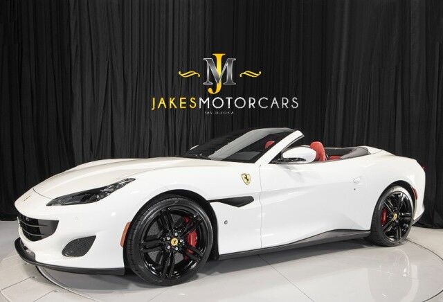 2019 Ferrari Portofino *ONLY 4400 MILES* *WHITE ON RED*