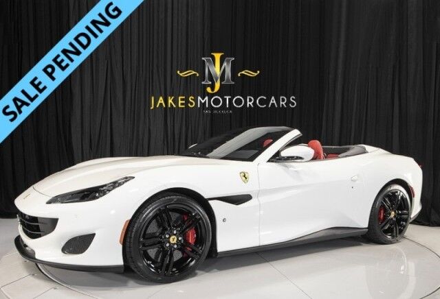 2019 Ferrari Portofino *ONLY 4400 MILES* *WHITE ON RED*