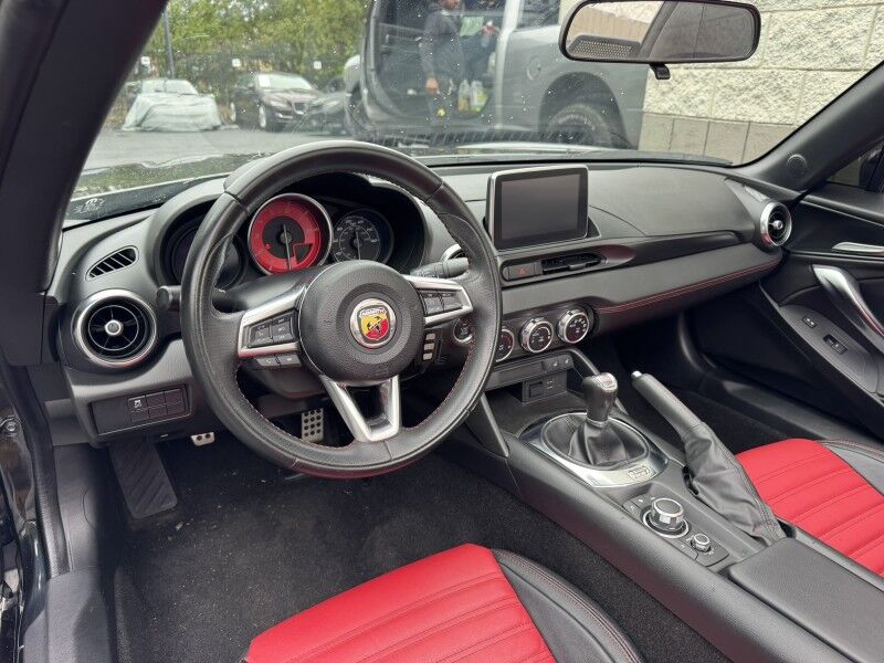 2019 Fiat 124 Spider Abarth Willow Grove PA