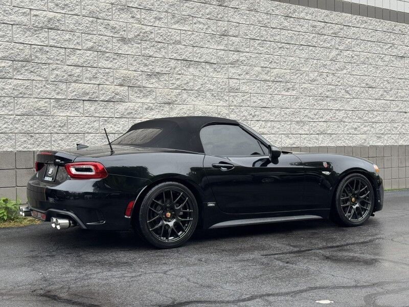2019 Fiat 124 Spider Abarth Willow Grove PA