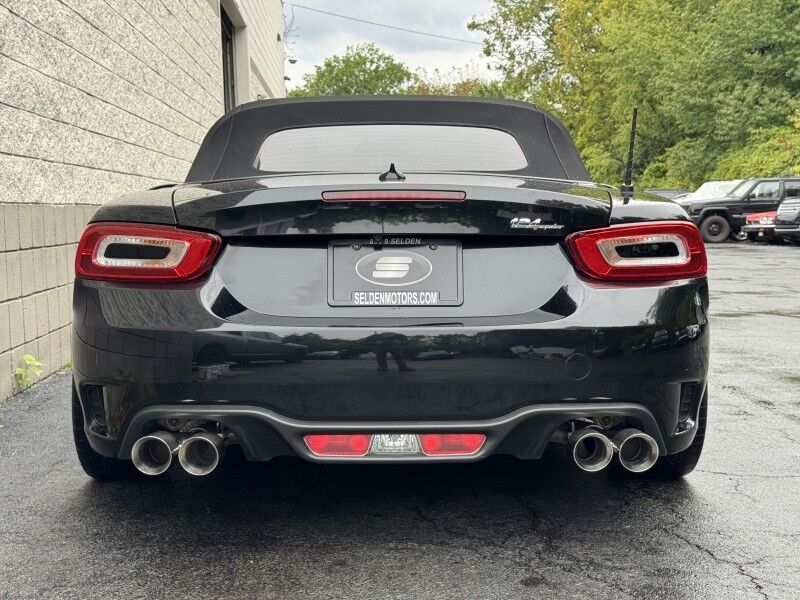 2019 Fiat 124 Spider Abarth Willow Grove PA